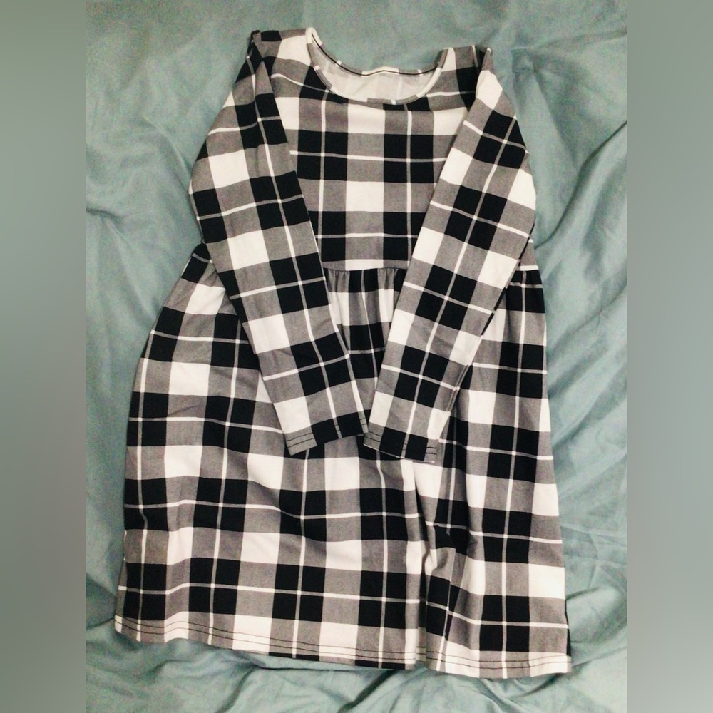 The Children's Place Black and White Plaid Casual Dress